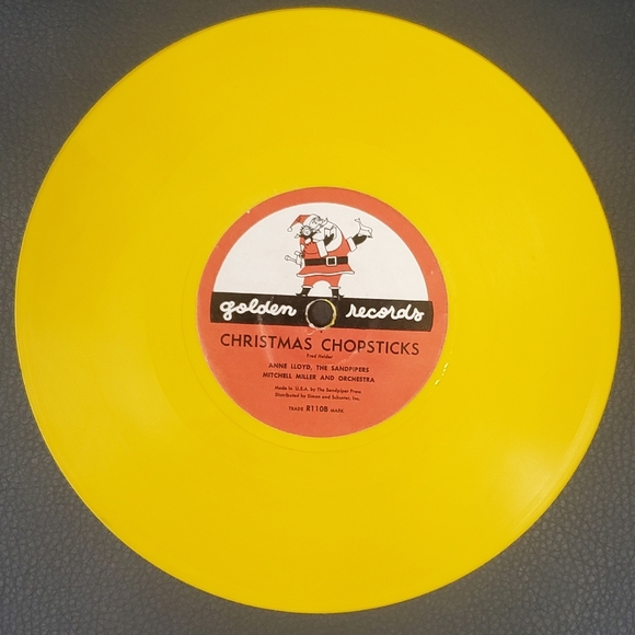 I Saw Mommy Kissing Santa Vintage 45 Record - Picture 4 of 4